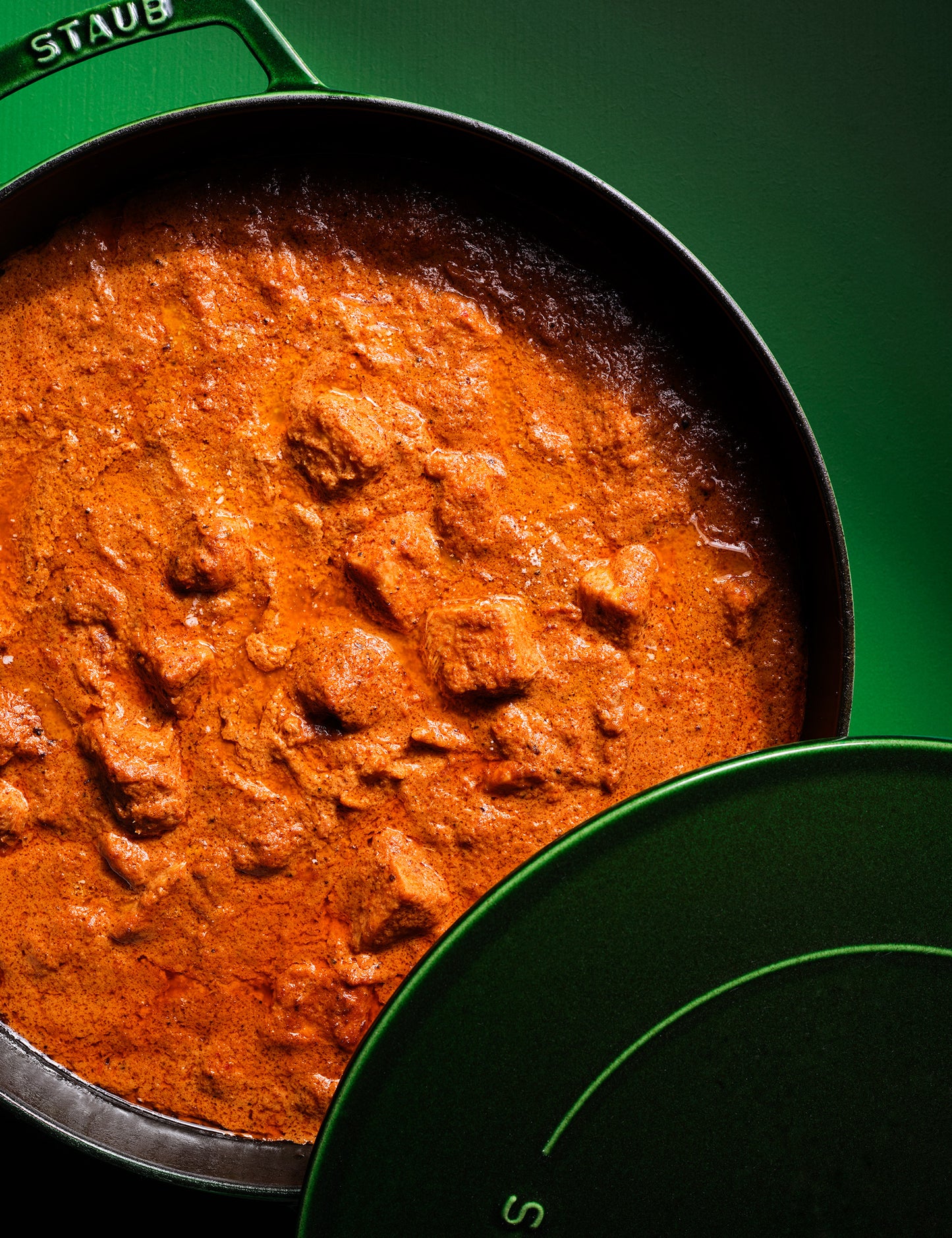 NÆSTEN VEGETARISK BUTTER CHICKEN MED SVAMPE